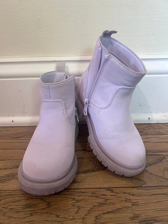 Cat & Jack Other - Cat & Jack Flora Lavender Purple Chelsea Boots Toddler Girl Sz 8 Chunky Lug Sole